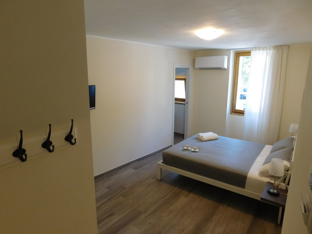 Andirivieni Bellagio Guest House المظهر الخارجي الصورة