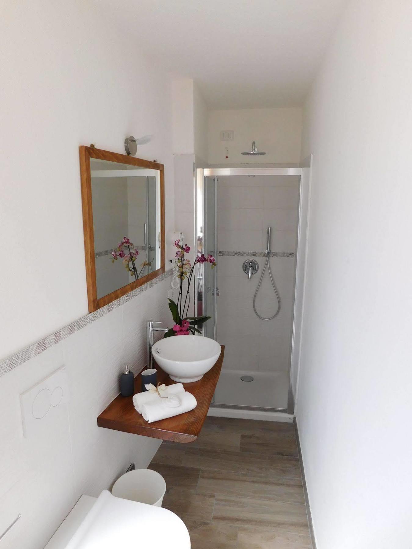 Andirivieni Bellagio Guest House المظهر الخارجي الصورة